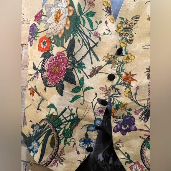 S*O*L*D Gucci V Neck Floral and Snake Print Waistcoat - Picture 3 of 13